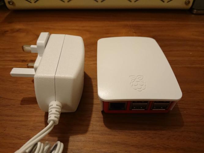 Raspberry PiとVALUE-DOMAINのDDNSで安価にVPN環境を構築する